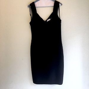 Calvin Klein Figure Enhancing Black Body con Dress
